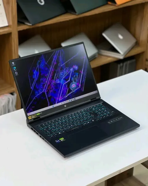 ACER PREDATOR HELIOS 18/INTEL I7-14650HX/16GB DDR5/1024GB SSD/RTX 4060 08GB/18 POUCE  FHD+ 165HZ 