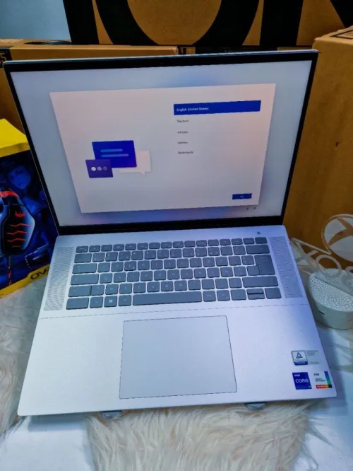  DELL INSPIRON 5620 2023/I7-1255U 5GHZ/RAM 16GB/512GB SSD/ECRAN 16.1 POUCE