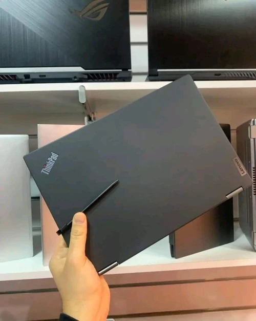 THINKPAD X13 YOGA GEN 2/INTEL I5-1145G7/ram 16 gb ddr4/disk 256 gb ssd/13.3 pouce X360 TACTILE 