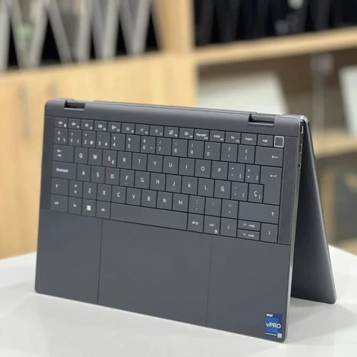 DELL LATITUDE 9440 2 IN 1 2023 intel I7-1365P 32GB DDR5 256gb ssd 14  pouce x360 tactile QHD+
