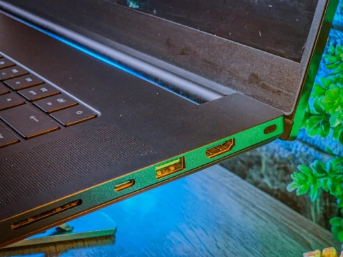 RAZER BLADE 17/INTEL I9-12900H/RAM 32GB/DISK 1TB SSD/ NIVIDIA RTX 3080T 16GB/17.3 POUCE 4K 144Hz 
