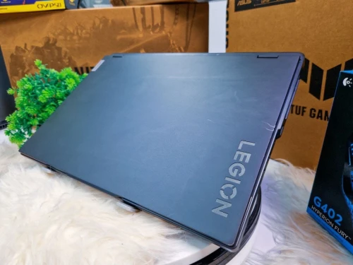 LENOVO LEGION 5 PRO/i7-13700HX/16GB DDR5 /DISK 512SSD/NVIDIA RTX4060 /16 POUCE IPS 2.5K 165Hz 