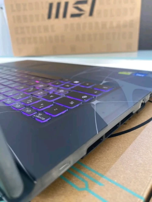 MSI CYBORG 17 AI 2025/CORE 7-240H 5GHZ/RAM 16GB DDR5/512GB SSD/NVIDIA RTX 5050 8GB/ECRAN 17.3 144H