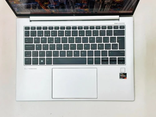 HP ELITEBOOK 835 G10/ RYZEN 5-7540U PRO/16 gb ddr5/256gb ssd nvum/AMD graphique/14 pouce fulhd   