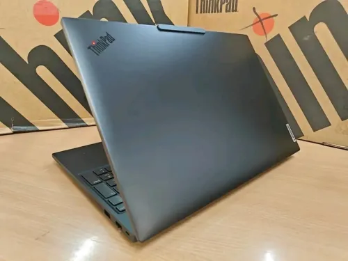 LENOVO THINKPAD P16S GEN 3/Ultra 7 165H/32GB/1TB/NVIDIA RTX A500 ADA/16.1  FHD+   