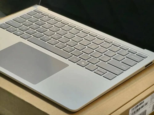 MICROSOFT SURFACE LAPTOP 7TH 2025/SNAPDRAGON X 12 CORE/RAM 16Gb/DISK 512 SSD/ECARN 14 3K   TACTILE