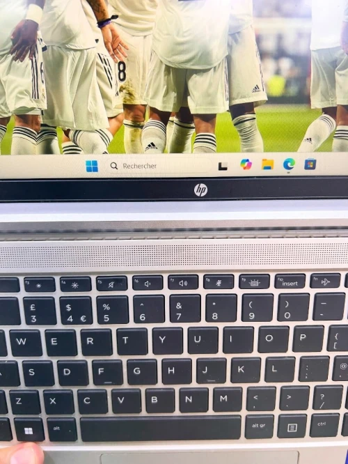 HP PROBOOK 440 G 09/INTEL I7-1255U/16gb DDR4/512GB ssd/intel iris  xe graphique/ecran 14   fullhd