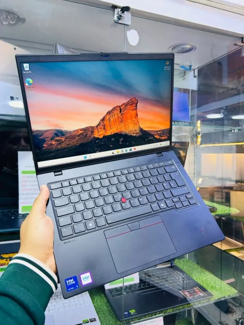 LENOVO THINKPAD L14 GEN7/ULTRA 5-125U/16GB DDR5/256 gb/13.3 pouce  IPS FHD+IA BOOST