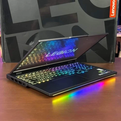 LENOVO LEGION PRO 7 16IRX8H 2023 PREMIUM EDITION I9-13900HX/RTX 4090 16GB 175WTT/32GB DDR5/2TB SSD