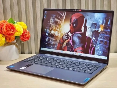LENOVO IDEAPAD SLIM 3/I7-13620H/16GB DDR5/512GB/écran 15.6 pouce ips FHD+