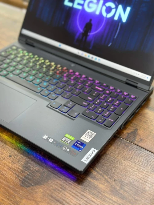 LENOVO LEGION PRO 7 16IRX8H 2023 PREMIUM EDITION I9-13900HX/RTX 4090 16GB 175WTT/32GB DDR5/2TB SSD