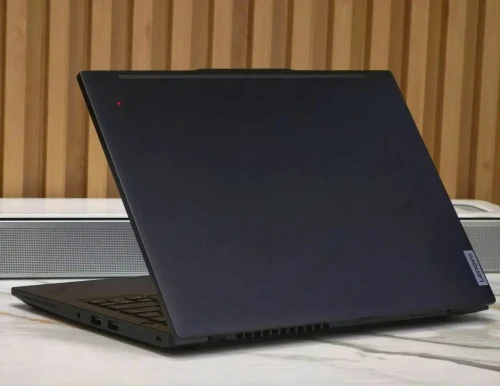 LENOVO THINKPAD L14 GEN 6/RYZEN 5 PRO 215W  5GHZ/RAM 16GB DDR5/256GB SSD/ECRAN  13.3 FHD+