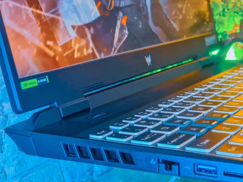 ACER PREDATOR HELIOS/intel I9 -13900HX/ram16 gb ddr5/disk 1tera ssd/RTX 4060 8GB/ 16 puce 2,5K 165Hz