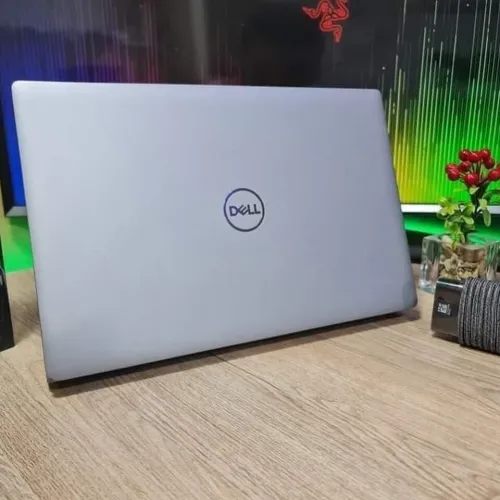 DELL LATITUDE 5520 i5 vpro/I5 -1135G7/16gb ddr4/256 gb ssd/intel iris xe graphique 4gb/15.6  fhd