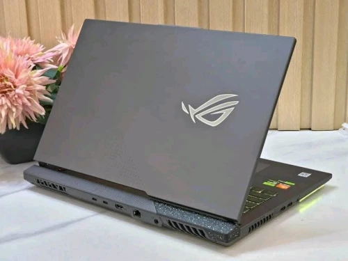  ASUS ROG STRIX 17 /RYZEN9-7945HX 5.5GHZ/RAM 32GB DDR5/1TB SSD/RTX 4070 8GB/17.3 2K 240HE