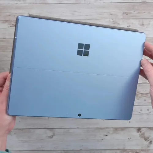 SURFACE PRO 8 /I7-1185G7/RAM 16GB DDR4/DISK 1TB SSD/ECRAN 13.3 TACTILE  CLAVIER 