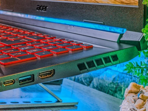 ACER NITRO 5 /intel I5 -11400H/ ram 16GO/ disk 512 gb ssd/nvidia RTX 3050 04GB/17POUCE 144HZ   