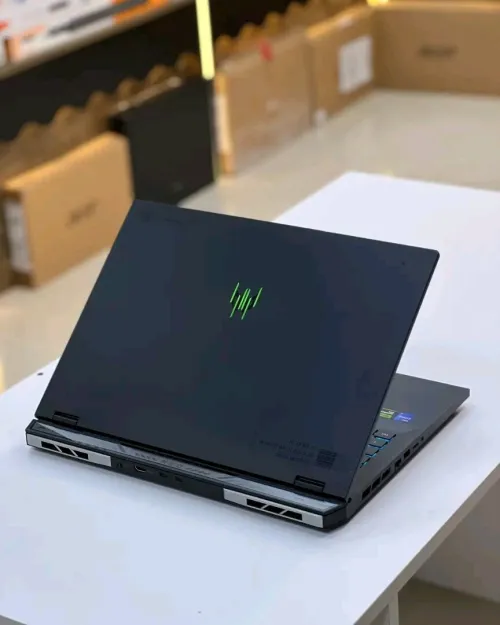ACER PREDATOR HELIOS 18/INTEL I7-14650HX/16GB DDR5/1024GB SSD/RTX 4060 08GB/18 POUCE  FHD+ 165HZ 