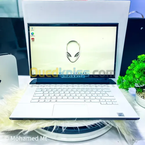 ALIENWARE M15 R7 AVEC BOITE/intel I7 -10870H/ram 16gb/disk 512 gb/nvidia RTX 3060/15.6 144 HZ