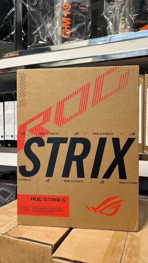 ASUS ROG STRIX G18/INTEL I9-13980HX/ 32GB DDR5 /DISK 1 TB /NVIDIA RTX 4070 08Gb/18POUCE 2.5K 240HZ 