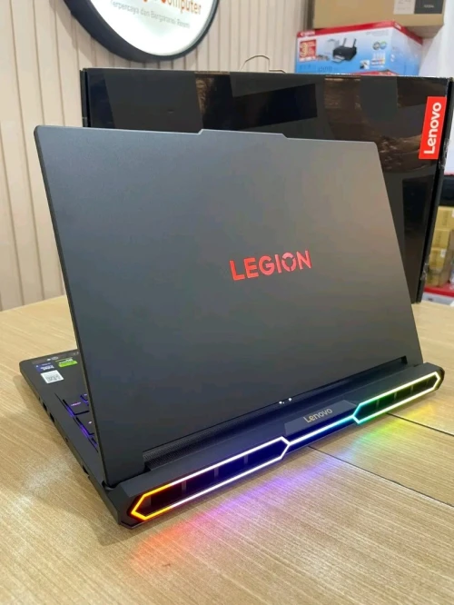 LENOVO LEGION 7 PRO GEN10 2025/ULTRA 9-275HX/RAM 32GB/1TB SSD/NVIDIA RTX 5070TI 12GB/ECRAN 16 OLED 
