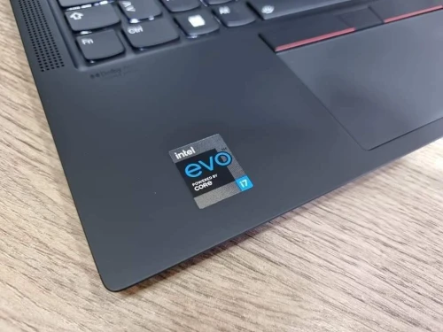 LENOVO THINKPAD X1 CARBONE GEN 9 /I7-1165G7 EVO VPRO /RAM 32GB/DISK 1TB SSD /ECRAN 14 4K IPS  