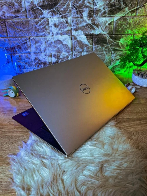 DELL XPS 15 9520 /intel I7-12700H 5GHZ /16gb ddr5/disk 512gb ssd/nvidia RTX 3050TI 4GB /15.6  