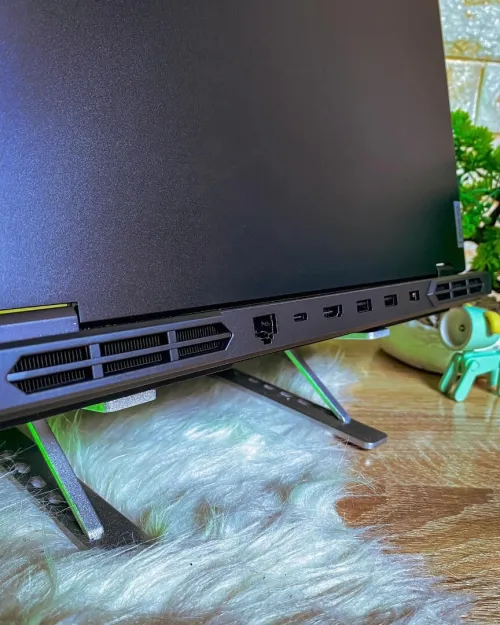LENOVO LEGION 5 PRO/ CORE i7-14700HX/RAM 32 GB DDR5/DISK1024 Gb/NVIDIA RTX4070 08GB/ 16 POUCE 240Hz 