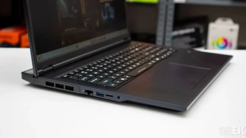 ACER PREDATOR HELIOS NEO 18 AI 2025/ULTRA 9 275HX/RAM 32GB/1TB SSD/RTX 5070/18POUCE