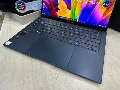 ASUS ZENBOOK S13  OLED/ULTRA 7-155U/16GB  DDR5/1TB  SSD/13.3 POUCE 2,8K  OLED/ INTEL GRAPHIQUE 4GB 