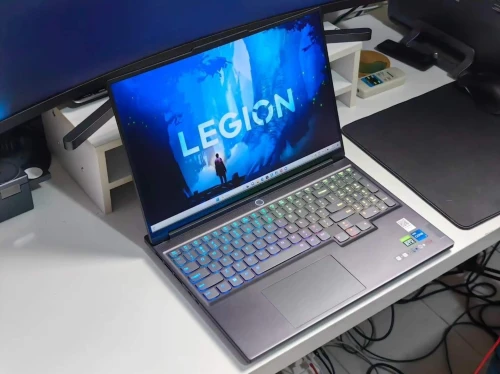  LENOVO LEGION 7I SLIM 2023/I9-13900H 5.5GHZ/RAM 32GB DDR5/1TB SSD/RTX 4070 8GB/ECRAN 16POUCE