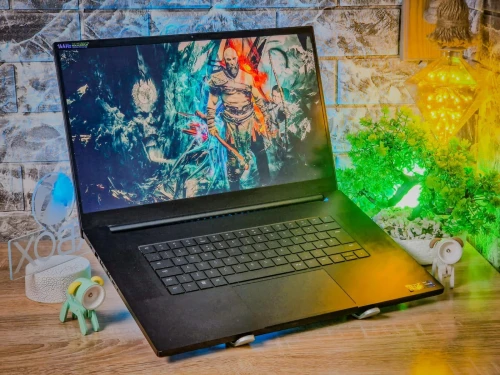 RAZER BLADE 17/INTEL I9-12900H/RAM 32GB/DISK 1TB SSD/ NIVIDIA RTX 3080T 16GB/17.3 POUCE 4K 144Hz 
