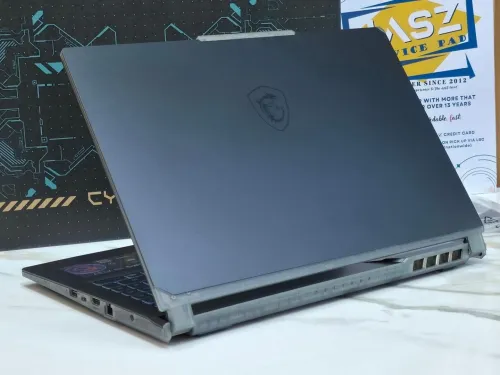 MSI CYBORG A13V 13TH intel i7-13620H 32GB DDR5 1024GB SSD RTX 4060 08GB ECRAN 15.6 FUH IPS 144 HZ