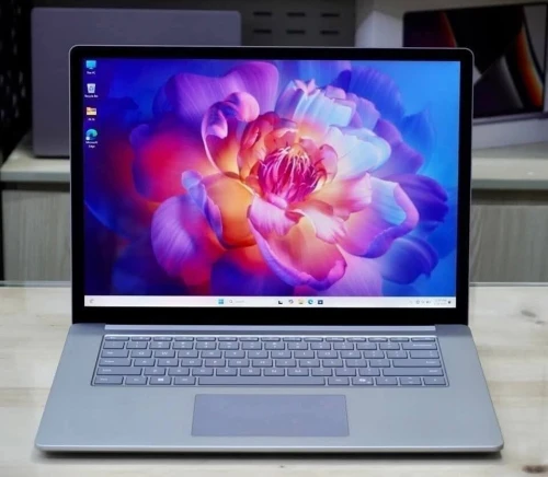 ASUS VIVOBOOK M15/RYZEN 7-5825U 5GHZ/RAM 16GB/1T SSD/ECRAN 15.6 POUCE
