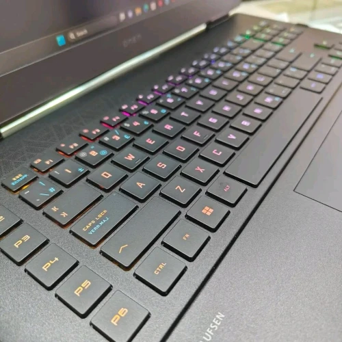 HP OMEN 17/I7-12700H/RAM 16GB DDR6/1TB SSD/RTX 3080TI 16GB/ECRAN 17.3 2.5K 165HZ