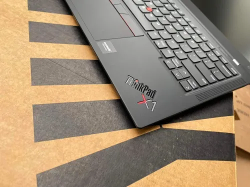 LENOVO THINKPAD X1 NANO GEN 1 /INTEL I7-1165G7 EVO/RAM 16GB DDR4/disk  512 gb ssd/intel iris XE
