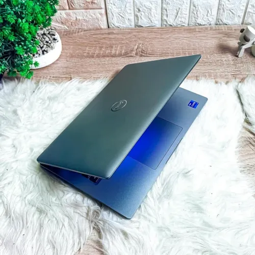 DELL LATITUDE 5440 VPRO 2023 16Gb DDR4 3200HZ 512GB SSD NVEM 14 pouce FUH IPS clavier  lumineux 