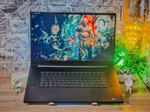RAZER BLADE 17/INTEL I9-12900H/RAM 32GB/DISK 1TB SSD/ NIVIDIA RTX 3080T 16GB/17.3 POUCE 4K 144Hz 