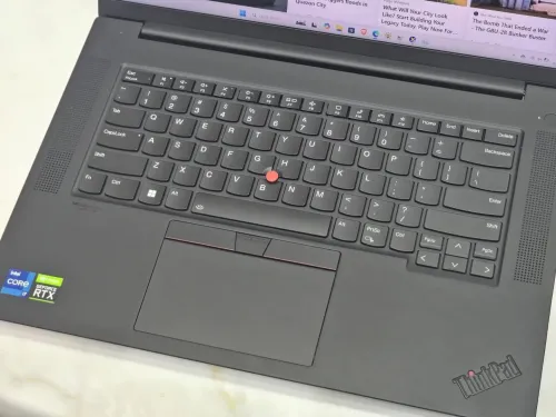 LENOVO THINKPAD P1/intel I9-11950H/ram 64 DDR4/disk 1024 GB SSD/RTX 3080 16GB/16 pouce 4k tactile   