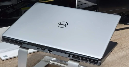 DELL PRECISION 7760 STATION TRAVAIL/XEON W-11955M/ RAM 32GB/1TB SSD/NVIDIA RTXA5000 16GB/ECRAN 17.3 