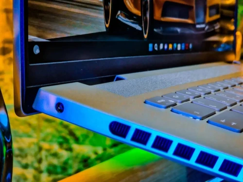 DELL INSPIRON 16 PLUS 2024 INTEL I7 -13700H 16GB DDR5 1TB SSD RTX4060 16.1 POUCE 2.5K 120HZ