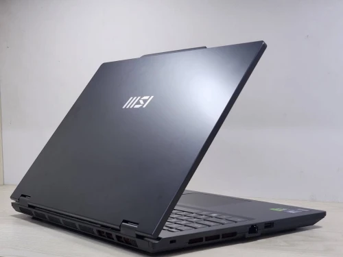 MSI Venture 15  PRO AI 2025/INTEL CORE 7-240H  5.0GHZ /RAM 16GB DDR5 5600MHZ  /DISK 1024 Gb SSD  /NVIDIA GeForce RTX 5060  08GB  UP 32GB /ecran 15,6   pouce FHD+   144 HZ