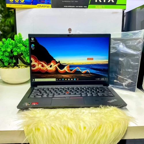  LENOVO THINKPAD E14 GEN3/ryzen 5-5500u/RAM 16GB DDR4/DISK 256GB SSD/ECRAN 14.1 POUCE