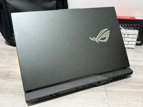 ASUS ROG STRIX G17/RYEN 7-6800H 5GHZ/RAM 16GB DDR5/512GB SSD/NVIDIA RTX 3060 6GB/ECRAN 17.3 360HZ