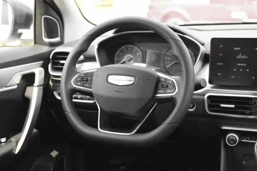 Geely Coolray 2026 
