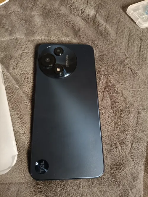 TCL TCL 60R 5g
