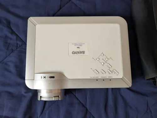 DATA SHOW sanyo 