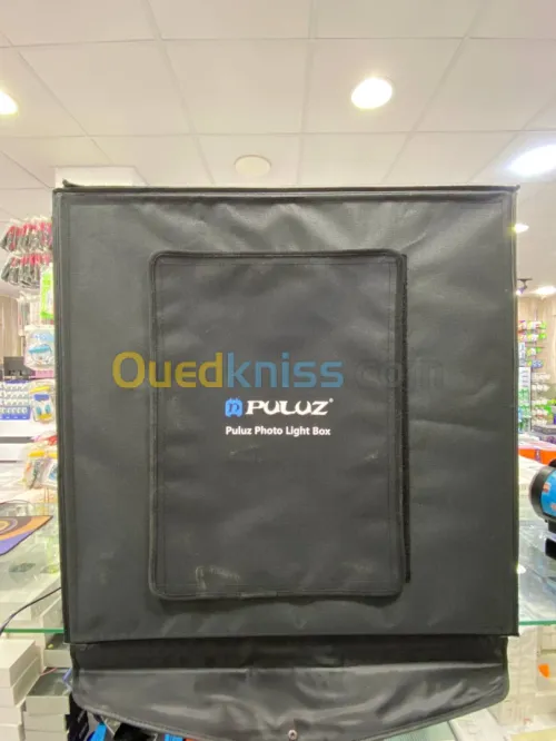 Light box Puluz 60cm ,06 Fonds de Couleur .