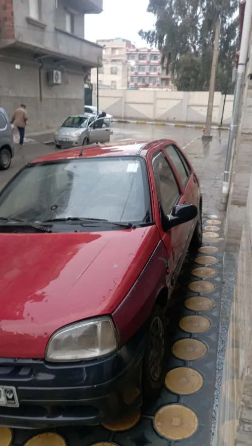 Renault Clio 1 1996 japonia