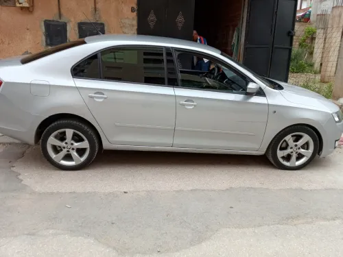 Skoda Rapid 2015 Edition